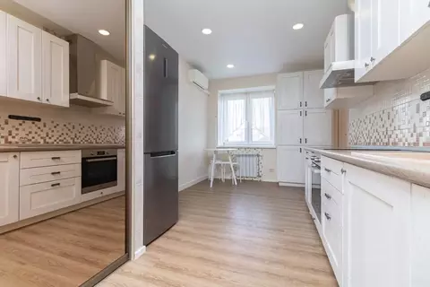 1-к кв. Омская область, Омск ул. Малиновского, 18к2 (34.0 м)