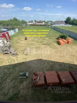 Дом в Белгородская область, Корочанский район, Шеинское с/пос, с. ...