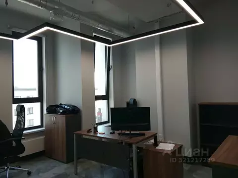 Офис в Санкт-Петербург ул. Парфеновская, 12 (452 м)