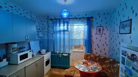 3-к кв. Псковская область, Порхов Мебельная ул., 1 (66.0 м)