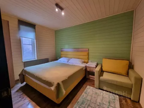 Дом в Карачаево-Черкесия, Зеленчукский район, с. Архыз ул. Банковская, ...