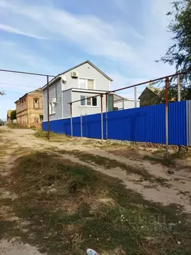 Дом в Астраханская область, Харабалинский район, с. Селитренное ...
