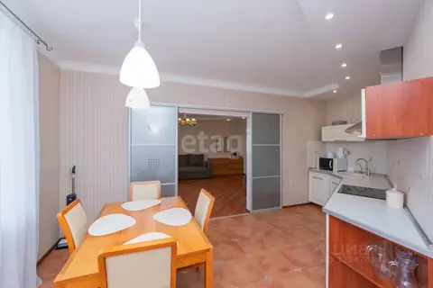 2-к кв. Пермский край, Пермь бул. Гагарина, 26 (80.0 м)