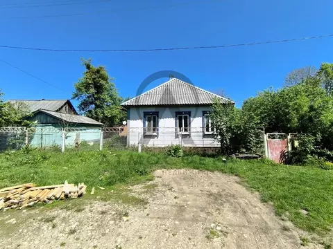 Дом в Краснодарский край, Апшеронский район, пос. Новые Поляны ул. ...