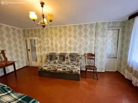 3-комнатная квартира: Симферополь, Иртышская улица, 2 (64 м)