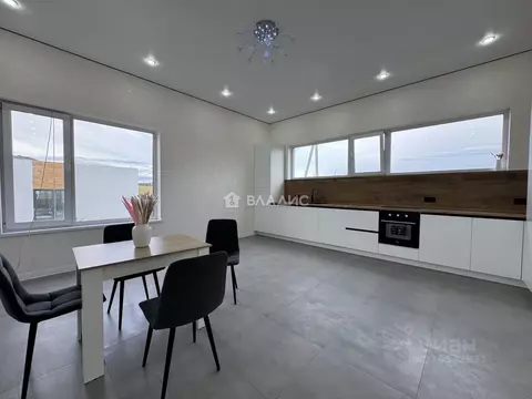 Дом в Пензенская область, Пензенский район, Богословский сельсовет, с. ...