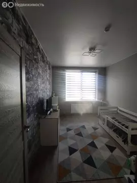 3-комнатная квартира: Пермь, Сапфирная улица, 12 (63.6 м)