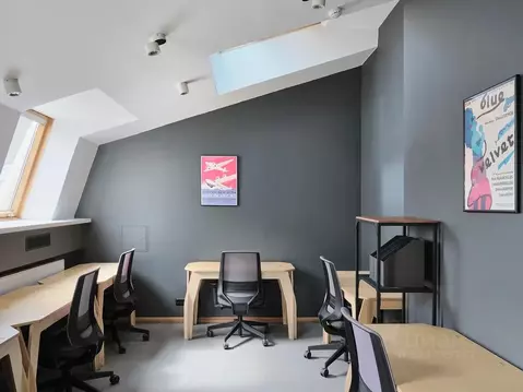 Офис в Санкт-Петербург Невский просп., 153 (50 м)