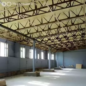 Склад (560 м)