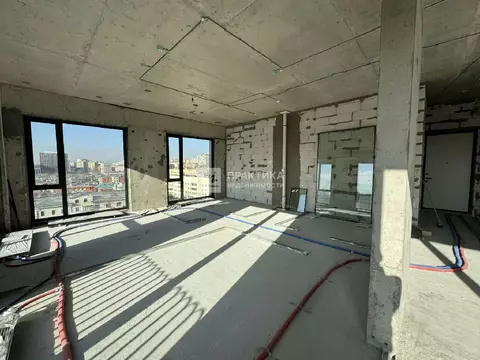 Продается 5-комнатная квартира