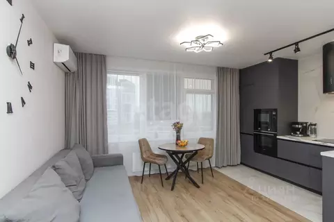 2-к кв. Тюменская область, Тюмень ул. Краснооктябрьская, 14 (56.0 м)