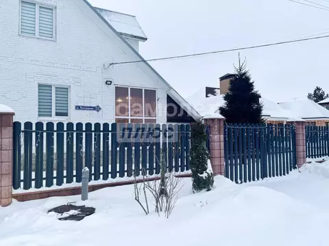 Дом в Самарская область, Ставропольский район, с. Ягодное ул. ...