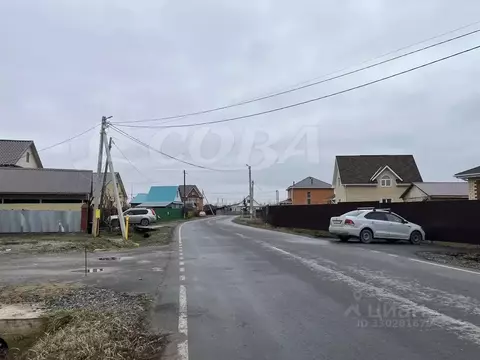 Участок в Тюменская область, Тюменский муниципальный округ, пос. ...