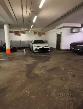 Гараж в Москва Нежинская ул., 8К4 (12 м)