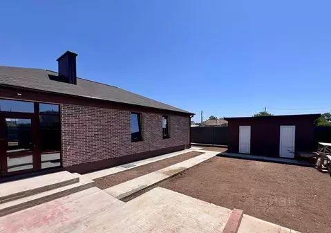 Дом в Крым, Сакский район, с. Молочное ул. Учительская, 10 (109 м)