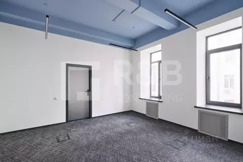 Офис в Москва Лесная ул., 43 (800 м)