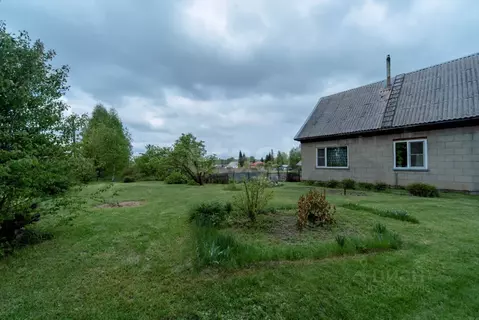 Дом в Алтайский край, Бийский район, с. Малоенисейское Зеленая ул., 63 ...