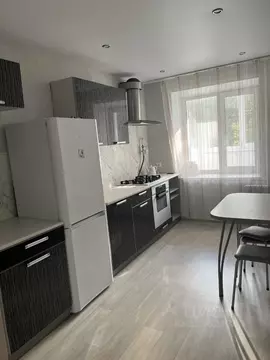 1-к кв. Курганская область, Курган Центральный жилрайон, ул. 1 Мая, ...