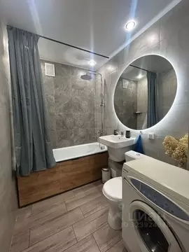 Студия Свердловская область, Екатеринбург ул. Молодогвардейцев, 1 ...