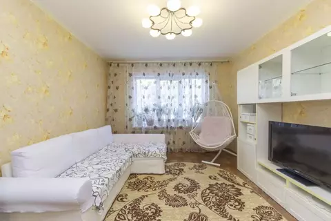 3-к кв. Омская область, Омск Московка-2 мкр, ул. Ярослава Гашека, 20 ...