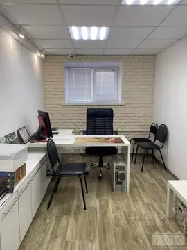 Помещение свободного назначения в Саратовская область, Саратов ул. ...