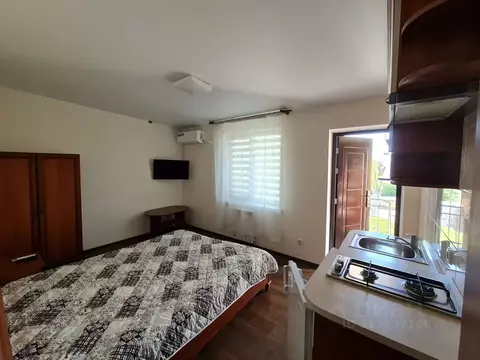 Студия Крым, Сакский район, с. Штормовое ул. Ленина, 9 (16.0 м)