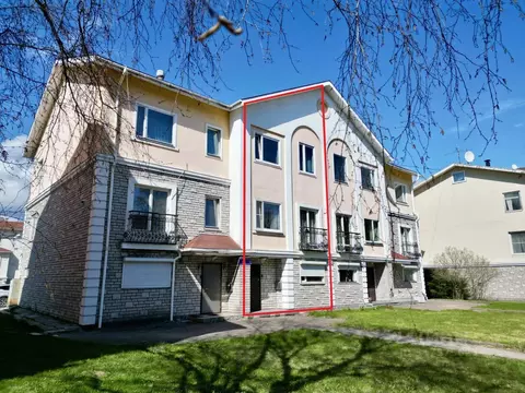 Таунхаус в Карелия, Петрозаводск ул. Еремеева, 42 (253 м)
