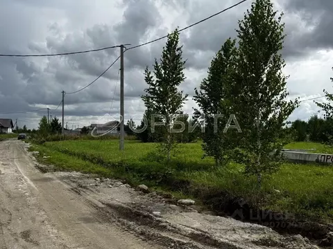 Участок в Тюменская область, Тюменский муниципальный округ, с. ...