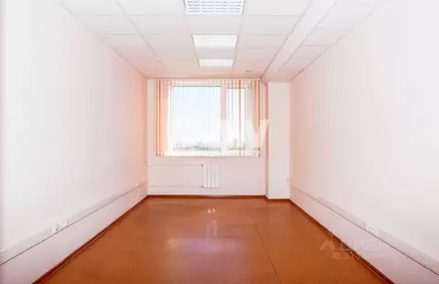 Офис в Челябинская область, Челябинск просп. Ленина, 2К (18 м)