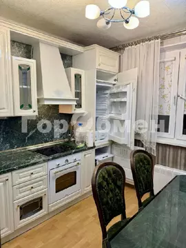 Продается 2-комнатная квартира