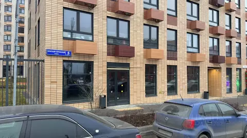 Торговая площадь в Москва ул. Братьев Бромлей, 5к1 (165 м)