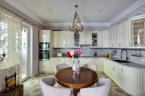 Квартира, 4 комнаты, 150 м