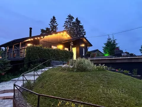 Дом в Ленинградская область, Всеволожский район, Агалатовское с/пос, ...