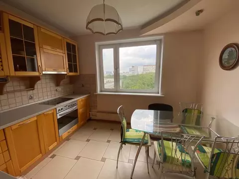 3-к кв. Москва ул. Островитянова, 15К1 (76.0 м)