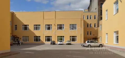 Офис в Санкт-Петербург Заозерная ул., 8 (127 м)