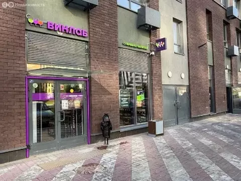 Торговая площадь (113.4 м)