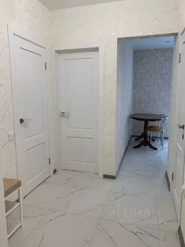 1-к кв. Крым, Симферополь просп. Александра Суворова, 101 (38.0 м)