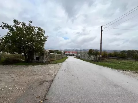 Дом в Крым, Симферопольский район, Добровское с/пос, с. Заречное ул. ...