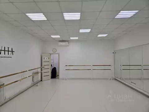 Помещение свободного назначения в Татарстан, Набережные Челны просп. ...