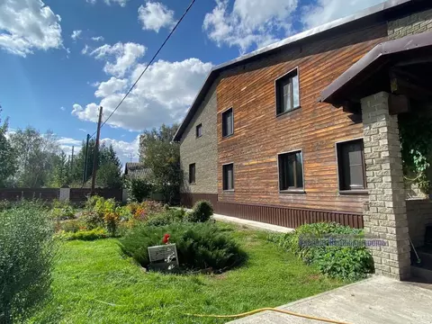 Дом в Алтайский край, Барнаул городской округ, с. Власиха ул. ...