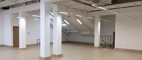 Офис в Санкт-Петербург Малая Морская ул., 18 (512 м)