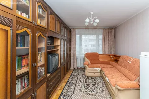 2-комнатная квартира: Тобольск, 10-й микрорайон, 16 (53.8 м)