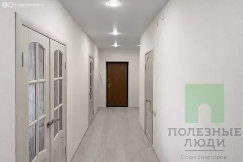 3-комнатная квартира: Йошкар-Ола, улица Волкова, 68 (102 м)