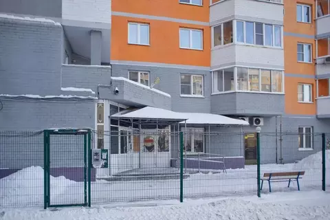 3-к кв. Челябинская область, Челябинск ул. Братьев Кашириных, 85б ...