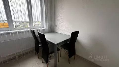 1-к кв. Белгородская область, Старый Оскол Степной мкр, 33Б (47.0 м)