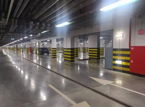 Гараж в Москва Ореховый бул., 24к4 (14 м)