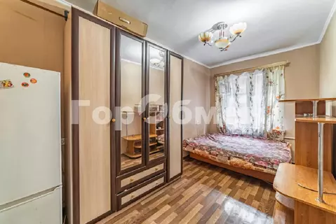 Продается комната в 5-комнатной квартире