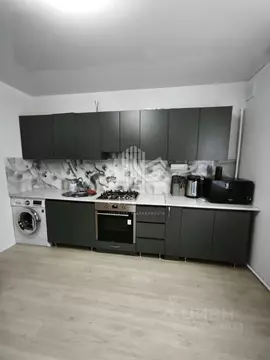 Дом в Самарская область, Кинель Лебедь мкр, ул. Лебединская (180 м)