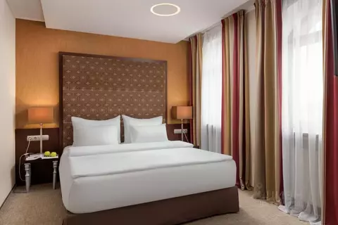 Комната Москва ул. Большая Полянка, 17С1 (37.0 м)