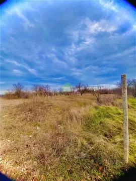 Участок в Крым, Симферопольский район, с. Урожайное  (12.0 сот.)